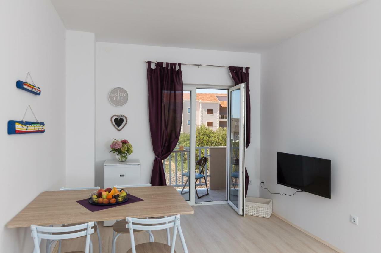 קאבטאט Apartman Rokolj מראה חיצוני תמונה