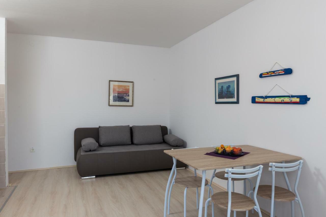 קאבטאט Apartman Rokolj מראה חיצוני תמונה