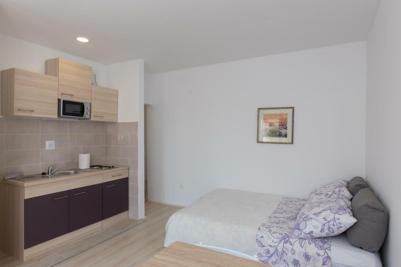 קאבטאט Apartman Rokolj מראה חיצוני תמונה