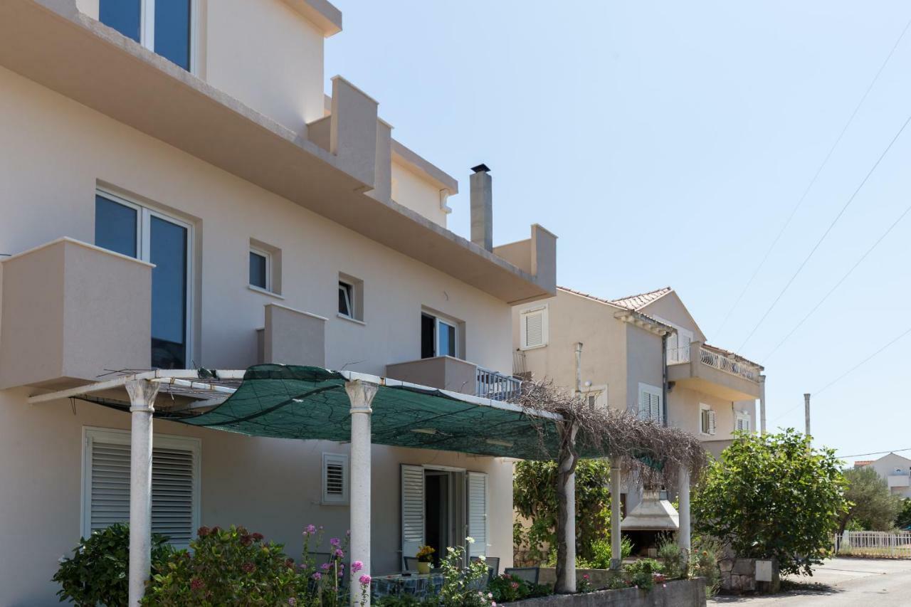קאבטאט Apartman Rokolj מראה חיצוני תמונה